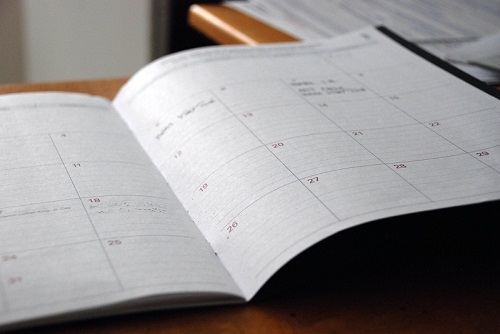 machtwort-marketing-3-tipps-wie-regelmaessig-newsletter-schreiben-kalender-