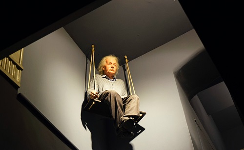 machtwort-marketing-blog-kaufen-kaufen-nicht-sie-waehlen-einstein-on-a-swing